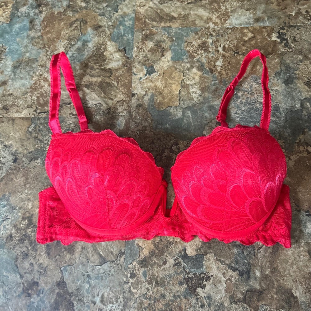 Sophie B. Push Up Bra Womens Size 34B Red Floral Lace Underwire Padded
